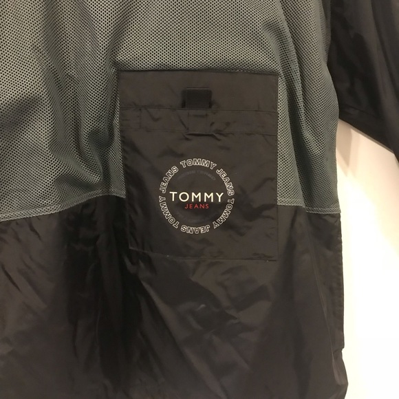 Tommy Jeans pullover Windbreaker. SZ XL - Picture 3 of 8